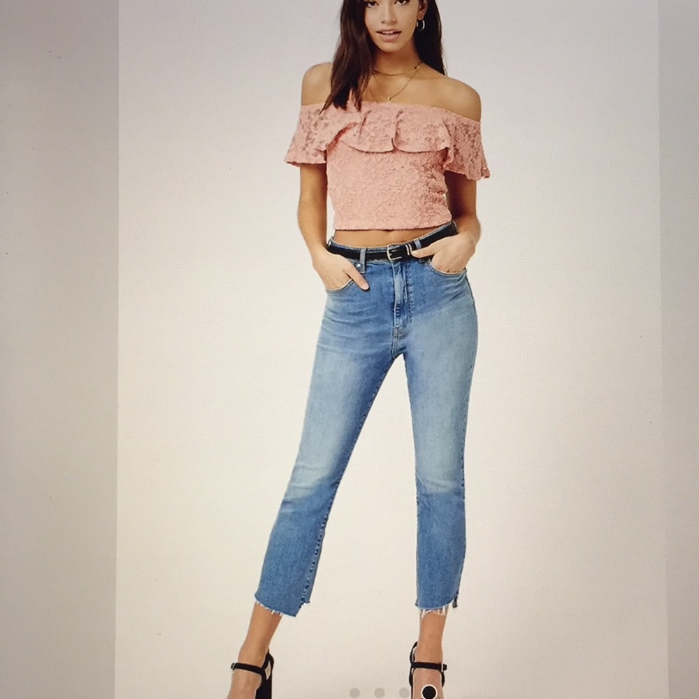 💝NEW!! FLOUNCE LACE OFFTHE-SHOULDER CROP TOP - Picture 4 of 8